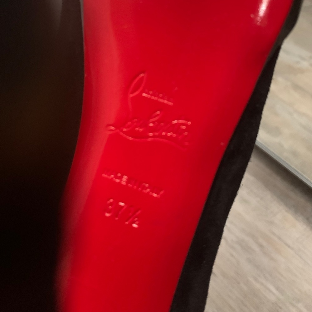 Christian Louboutin Miss Poppins Heels - Picture 5 of 7
